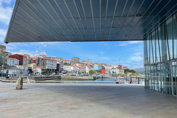 Small group Finisterre Express with hotel pick-up - First-Class Guide Experience