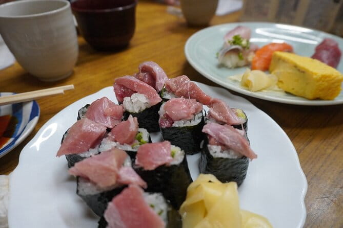 Small Group Food Tour in Tsukiji Market - Tips for Enjoying Your Food Tour