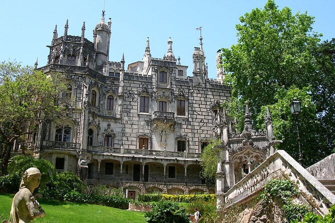Small Group FULL DAY PRIVATE TOUR Sintra + Cascais+Roca Cape - Monserrate Park and Cape Roca: Natural Wonders and Coastal Vistas