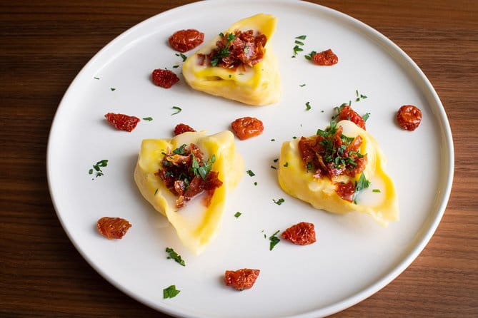 Small Group Market tour and Dining Experience at a Cesarina's home in Rimini - Accessibility and Practical Tips