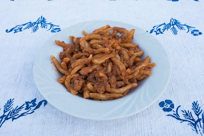 Small Group Market tour and Dining Experience at a Cesarina's home in Spoleto - Discovering Spoleto’s Market and Kitchen: A Deep Dive