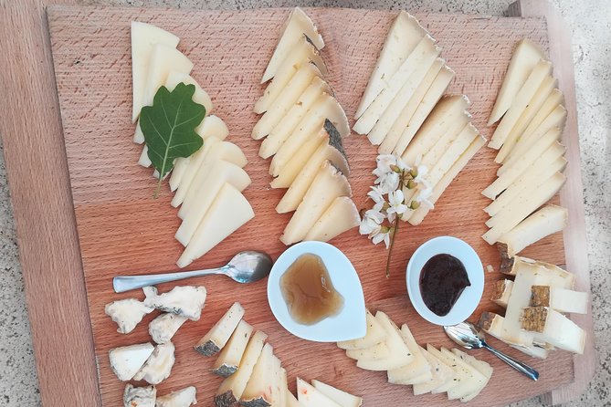 Small-Group Montepulciano and Pienza Day Trip From Siena - Visit Montepulciano