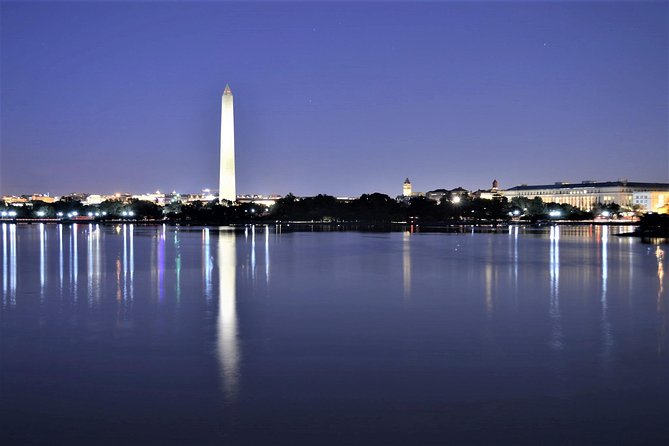 Small Group National Mall Night Tour With 10 Top Attractions - Itinerary and Stops