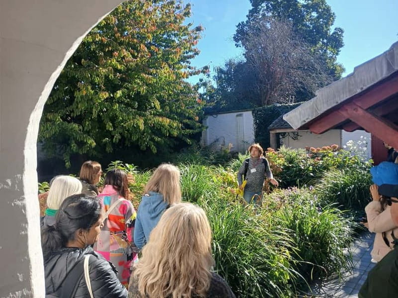 Small-Group Nostalgic Walking Tour of Bruges - Key Points / Takeaways