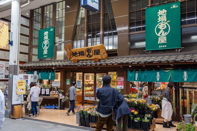 Small Group Sightseeing Tour Visit to Toyama With Lunch Included - Participation Eligibility