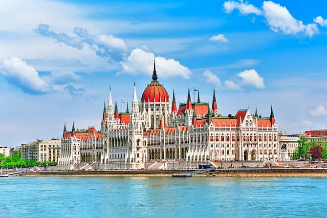 Small Group Tour; Central Europe & the Balkans - Vienna to Tirana - Price and value: Is it worth it?