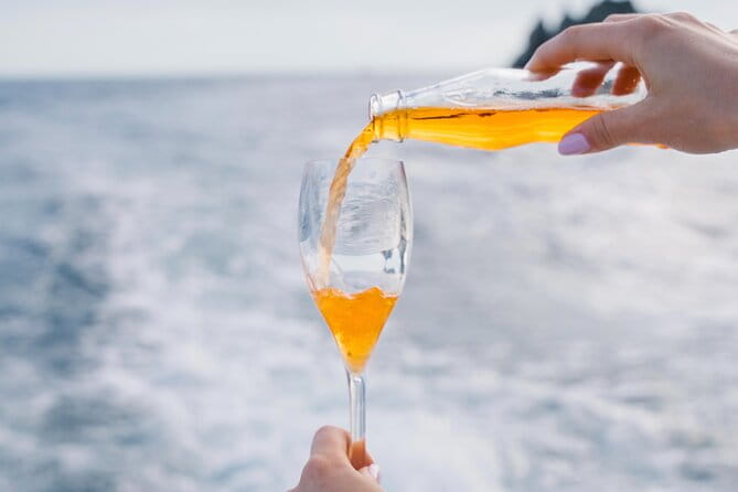 Small Group Tour in Positano by Boat at Sunset with Prosecco - FAQ