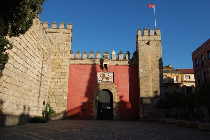Small Group Tour of the Royal Alcazar of Seville - Discovering Seville’s Alcázar Through a Small Group