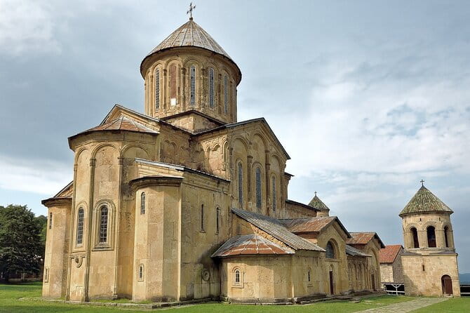 Small group tour to Kutaisi monasteries: Gelati, Motsameta and Bagrati. - Transportation and Group Size: Making It Hassle-Free