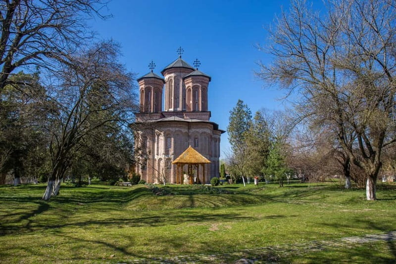 Small Group Tour to Mogosoaia Palace & Snagov Monastery - Key points / Takeaways