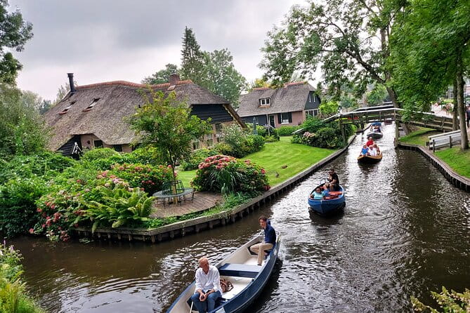 Small-Group Tour to Windmills & Giethoorn with boat tour - Key points / Takeaways