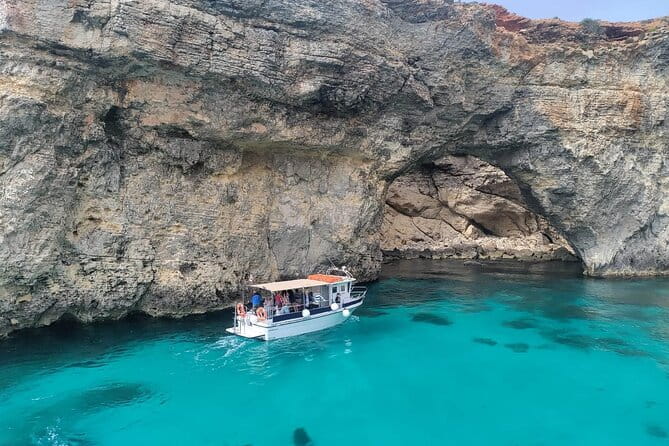 Snorkeling in Blue Lagoon Beaches and Bays Trip Comino - What You’ll Experience: A Closer Look