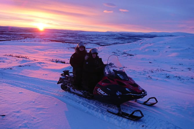 Snowmobile Safari to Lapland viewpoint - Practical tips for participants