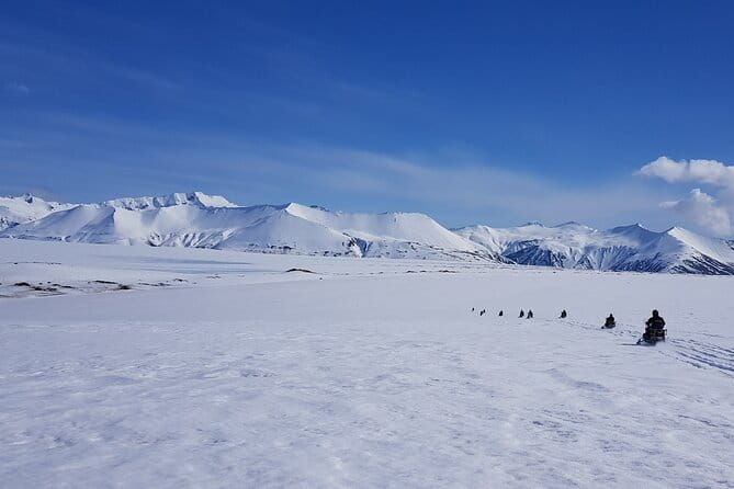 Snowmobile tour on Vatnajökull - Introduction: A Thrilling Arctic Adventure on Vatnajökull