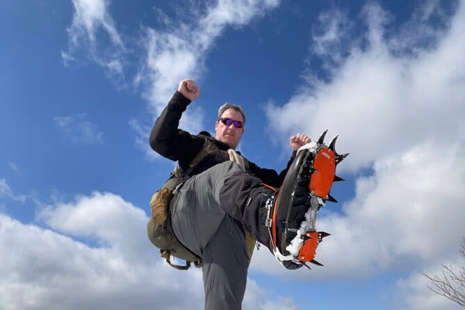 Snowshoeing and Onsen Adventures in a Winter Wonderland -Sapporo. - Meeting and Pickup Details for the Activity