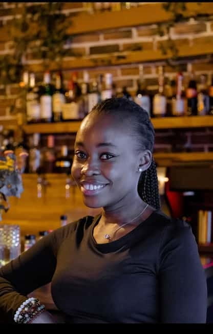 Soak up the nightlife of Paris. - Who Is This Tour Best For?