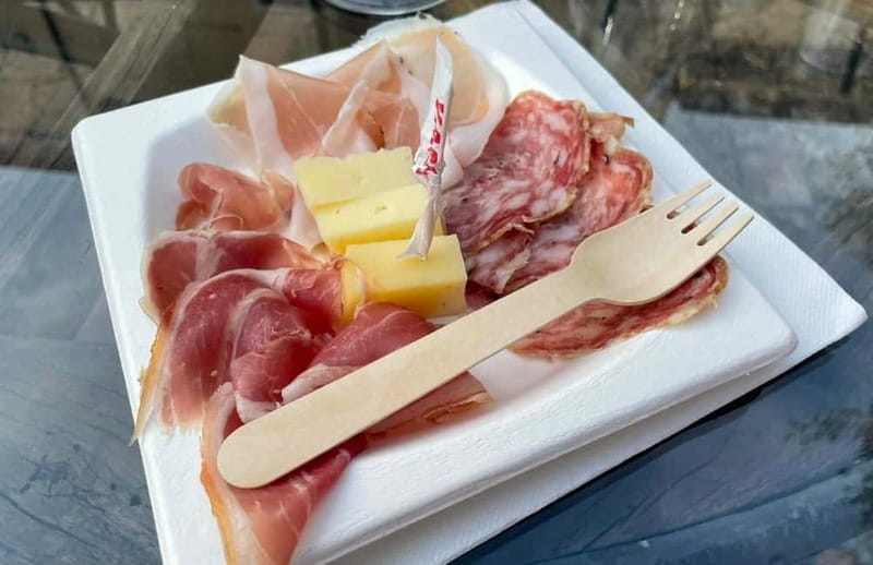 Soave: Wine Tasting and Vineyard Tour in Historical Centre - What to expect: Itinerary details