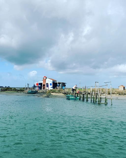 Solar Boat Tour along the Salgado da Ria de Aveiro - A Peaceful, Sustainable Way to See Aveiro’s Estuaries