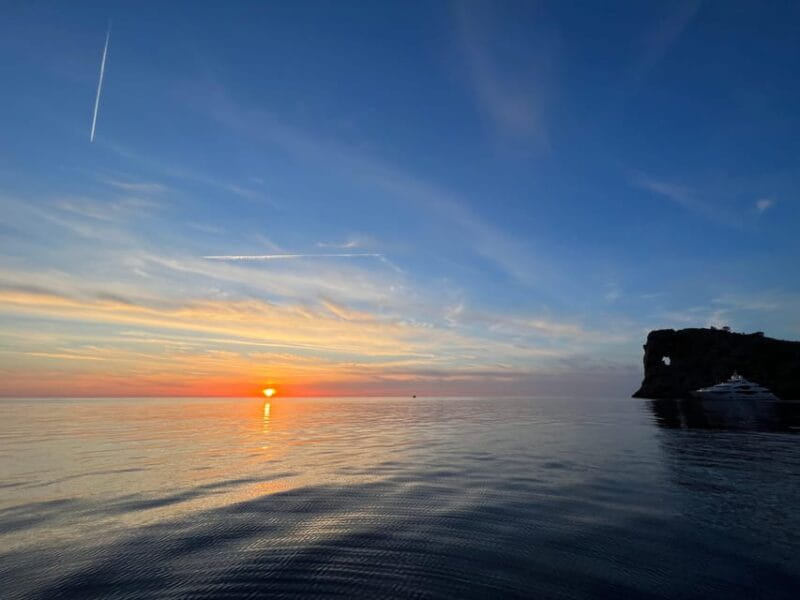 Soller: Private boat tour with skipper - Discover Mallorca’s Coastline: An In-Depth Look