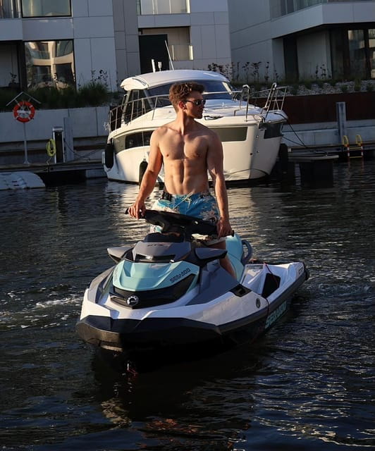 SOLMARINA Gdask: JET-SKI Rental - Who Should Consider This Experience?