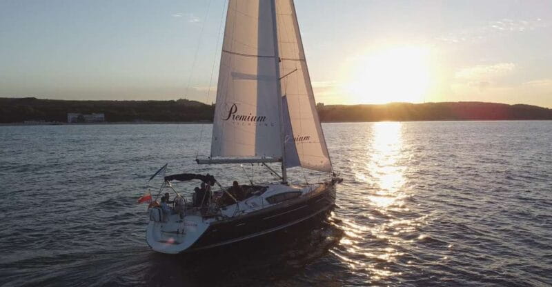 Sopot: Sunset Yacht Cruise with Welcome Drink - Who Will Love This Cruise?