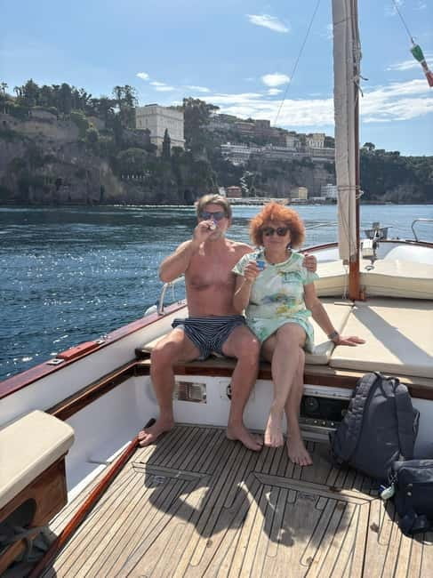 Sorrento: Boat Coastal Cruise with Swim and Limoncello - FAQ