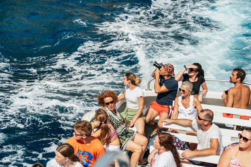 Sorrento: Coast and Capri Boat Trip with Limoncello Tasting - Returning to Sorrento: The Final Stretch