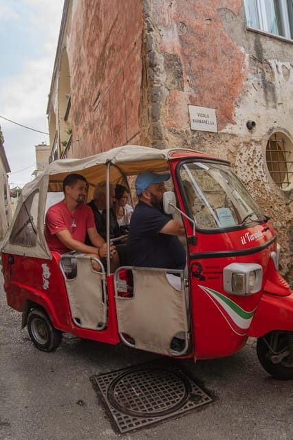 Sorrento: Lemons grove, Farm Tour&Tasting and Pizza Class - Making Your Own Neapolitan Pizza: A Hands-On Culinary Lesson