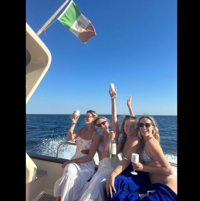 Sorrento: Luxury Private Boat to Capri & Visit Blue Grotto - Boat Amenities and Equipment