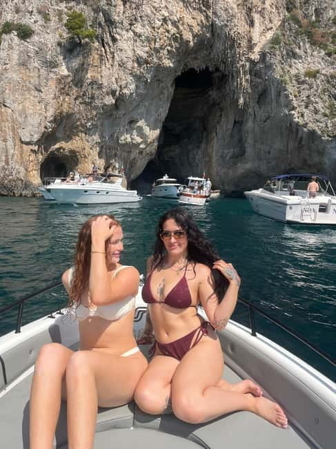 Sorrento: Private Boat Tour to Capri with skipper - Swimming, Snorkeling, and Relaxing