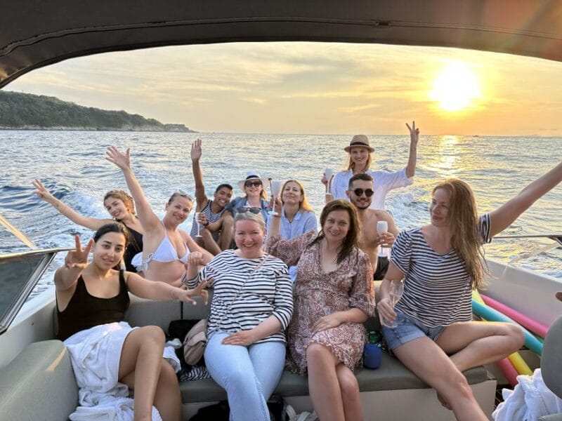 Sorrento: Scenic Boat Tour with Aperitif - Massa Lubrense and Capo Corbo: Panoramas and a Swim at Fiordo Delle Sirene