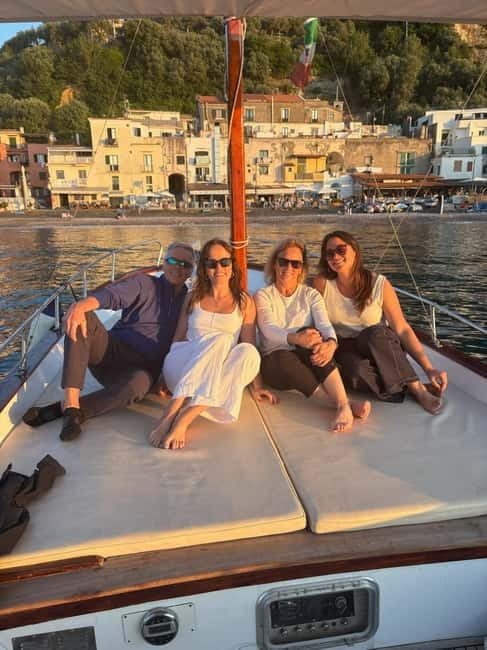 Sorrento Sunset Cruise with Aperitif on Board - Key points / Takeaways
