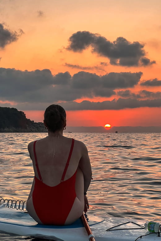 Sorrento: SUP Paddleboard Tour to Bagni Regina Giovanna - The Experience: A Fully Detailed Breakdown