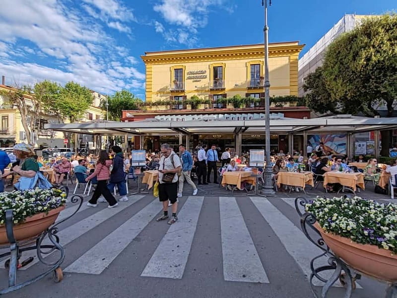 Sorrento:Art Tour & free Tastings & local Pizza Restaurant - Unlocking Sorrento’s Charm: An In-Depth Look at the Art, Food, and Views Tour