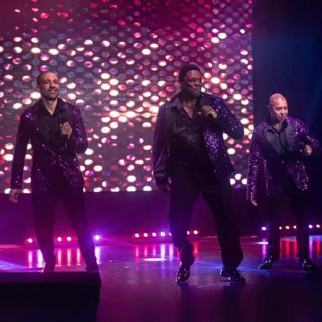 Soul and Motown Hits Live Show Ticket in Blackpool - Setting the Scene: The Atmosphere of a Soul & Motown Night in Blackpool