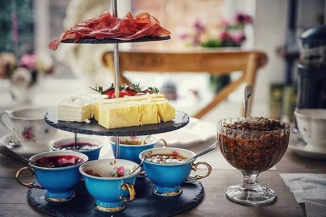 Sourdough Bread Making Lunch Experience - Discovering Stratford’s Sourdough Secrets at The Dough House