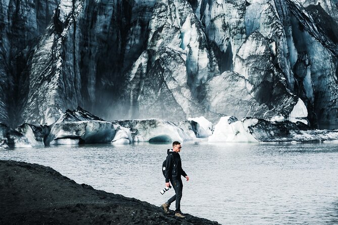 South Coast Fire and Ice Tour: Waterfalls, Glaciers & Lava Show - Explore Skógafoss Waterfall