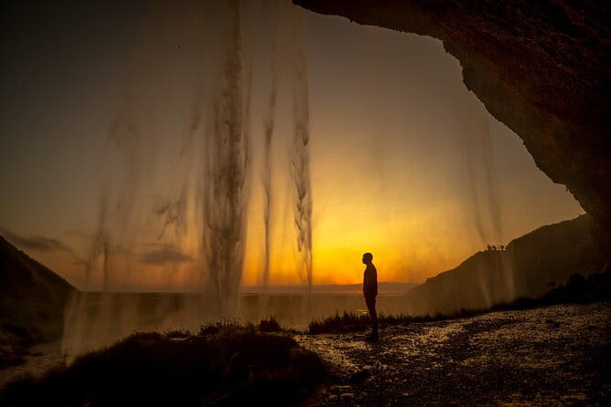 South Iceland Highlights and Northern Lights Combo Full-Day Tour - FAQ