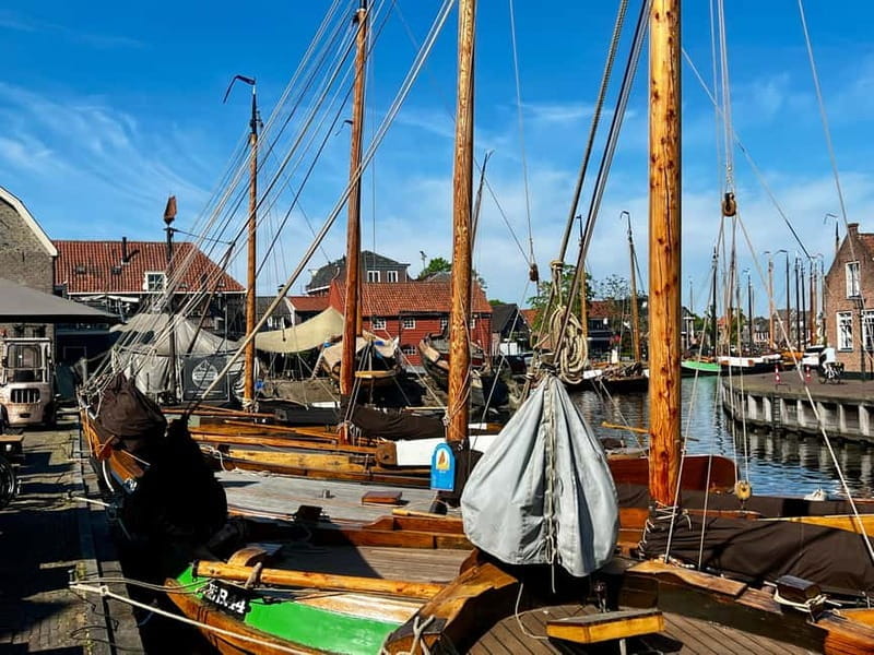 Spakenburg: Guided Walking Tour of the Historic Center - Key Points / Takeaways