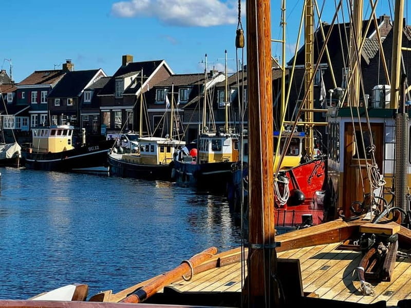 Spakenburg: Guided Walking Tour of the Historic Center - Exploring Spakenburg’s Historic Charm