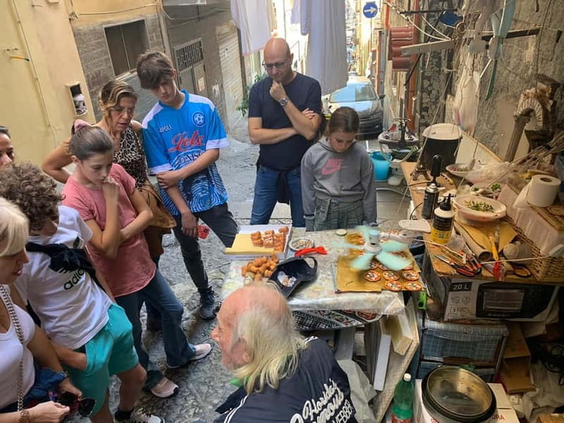 Spanish Quarter StreetArt & Traditions, customized tour - Key Points / Takeaways