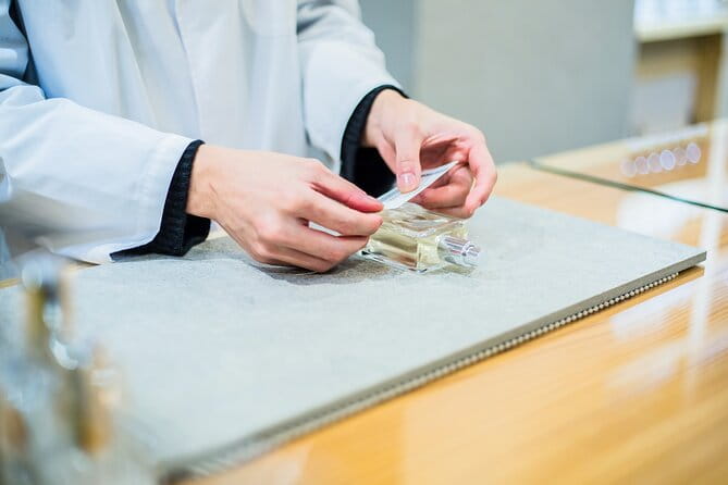 Specializing in Custom-Made Fragrances From Kyoto - Key Points