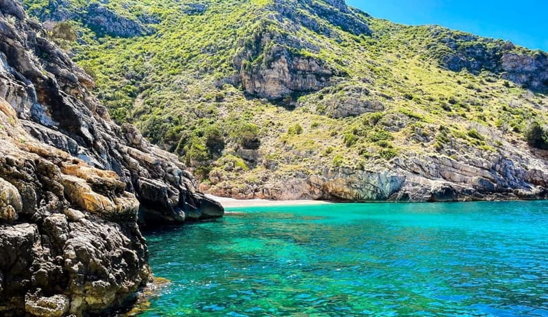 Speed Boat Trip to Grama Bay - Key Points & Takeaways