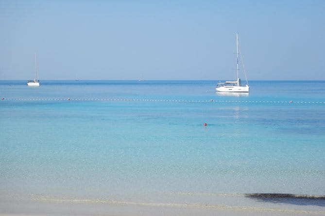 Speedboat Blue Lagoon & 3 Islands tour from Trogir - Second stop: Veliki Drvenik