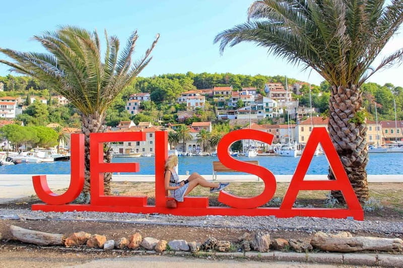 Speedboat to 3 islands: Hvar, Bra, Zeevo with watersports - The Overall Experience