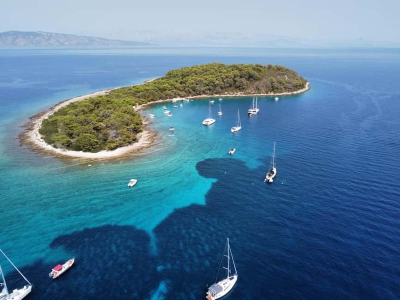 Speedboat tour to 3 islands with Blue cave and Blue Lagoon - How This Speedboat Tour Stands Out in Croatia