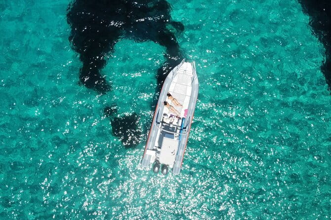 Speedboat tour to Es Vedra & Atlantis Ibiza - Experiencing Ibiza’s Coast from the Water