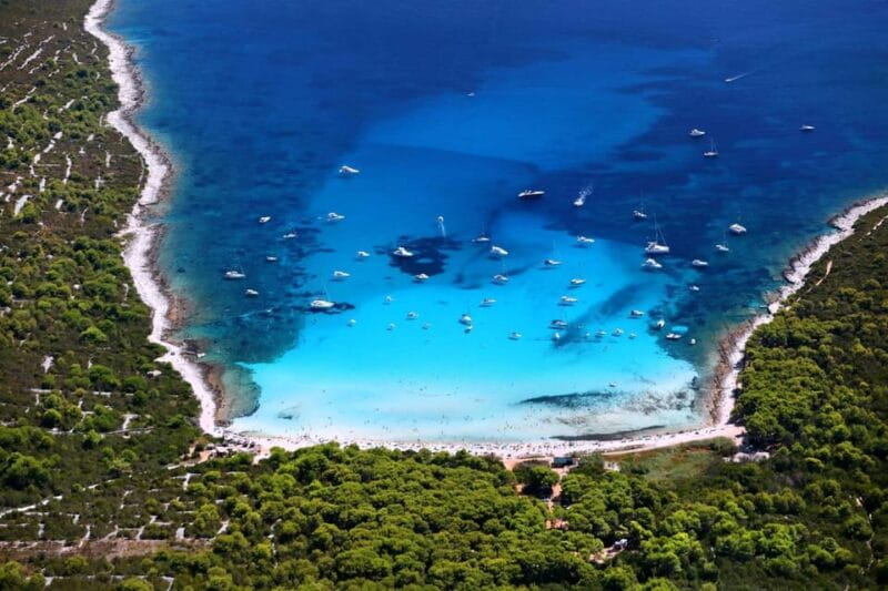 Speedboat tours Sakarun,Sunkenshipp,Veli Rat,Bozava;Muline.. - Veli Rat Lighthouse and Coastal Views