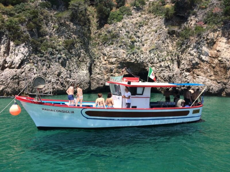 Sperlonga: Boat Cruise to the Blue Grotto with Swimming - Diving Into the Caves and Coastal Sights