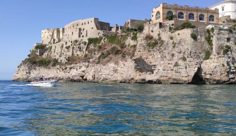Sperlonga: Boat Tour to Gaeta with Pizza and Drinks - FAQs
